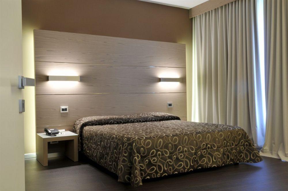 Hotel Federico II Jesi Esterno foto