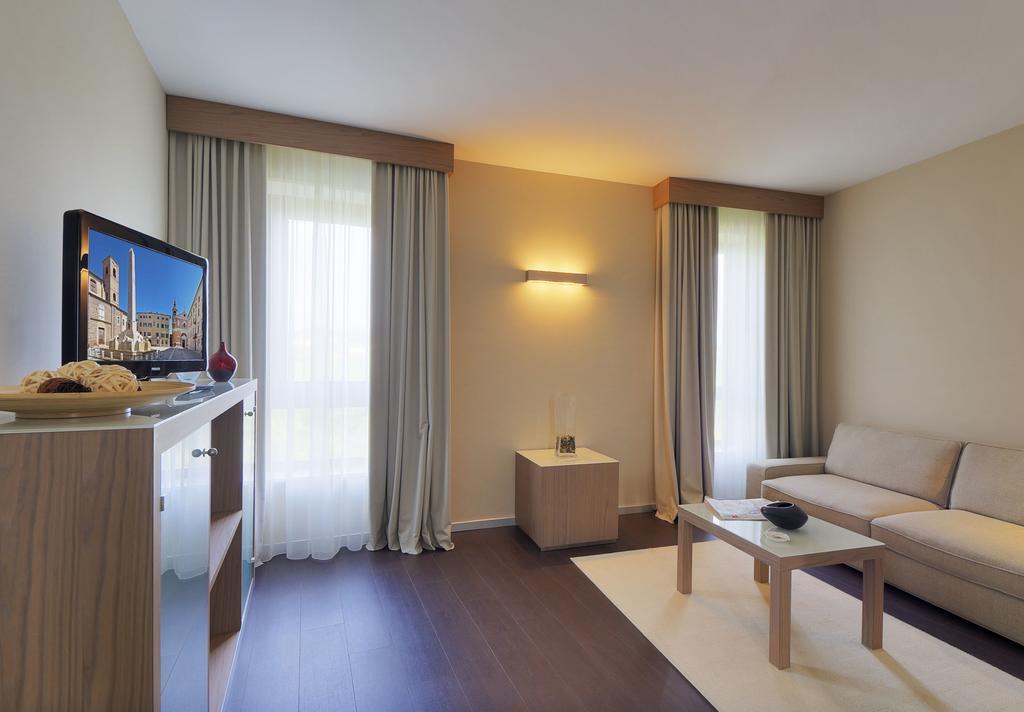 Hotel Federico II Jesi Esterno foto