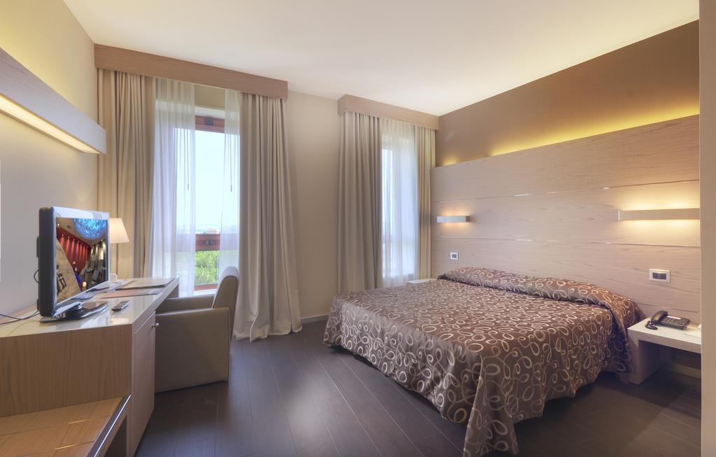 Hotel Federico II Jesi Esterno foto